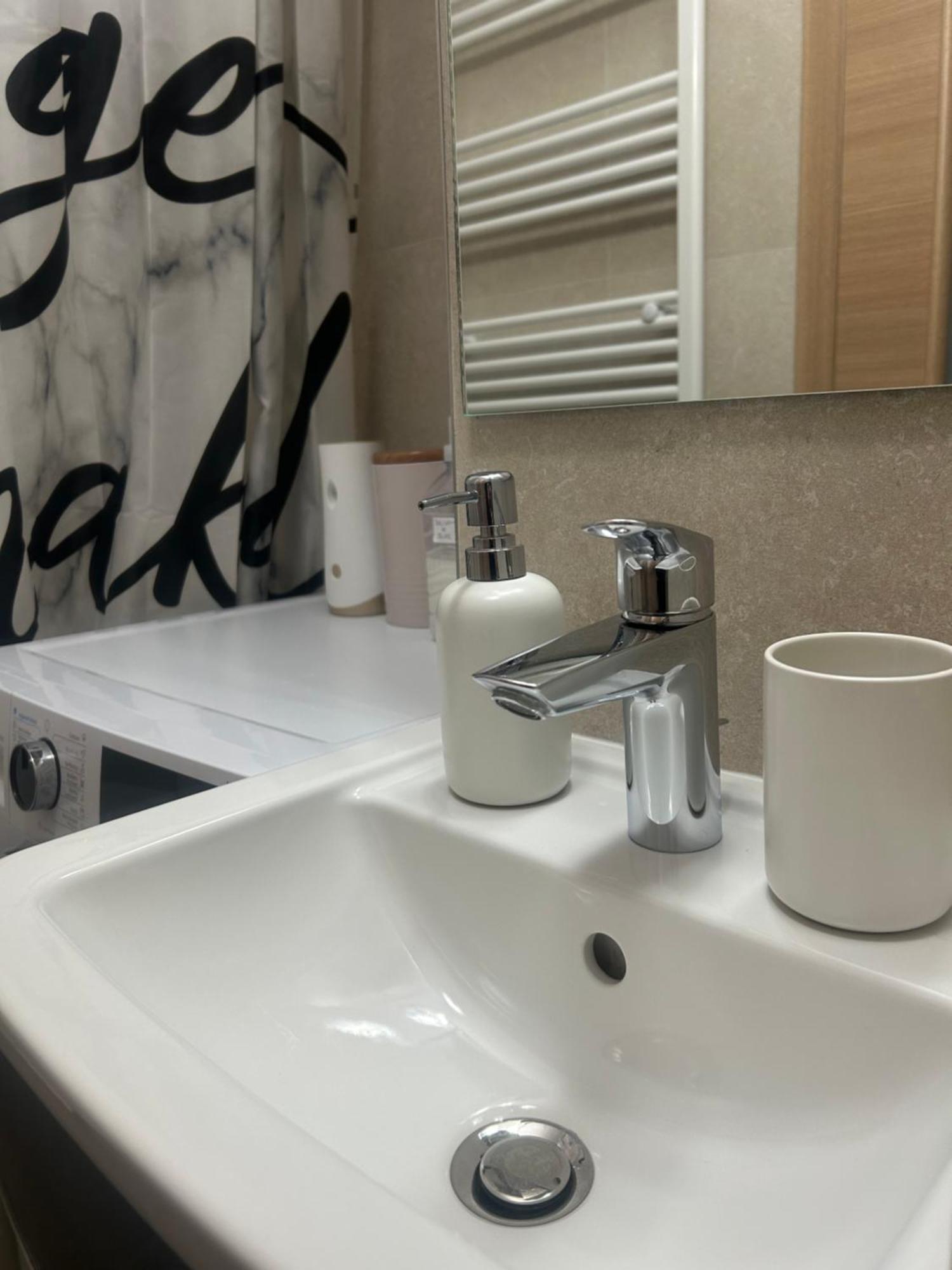 Apartament Tsm Coresi *